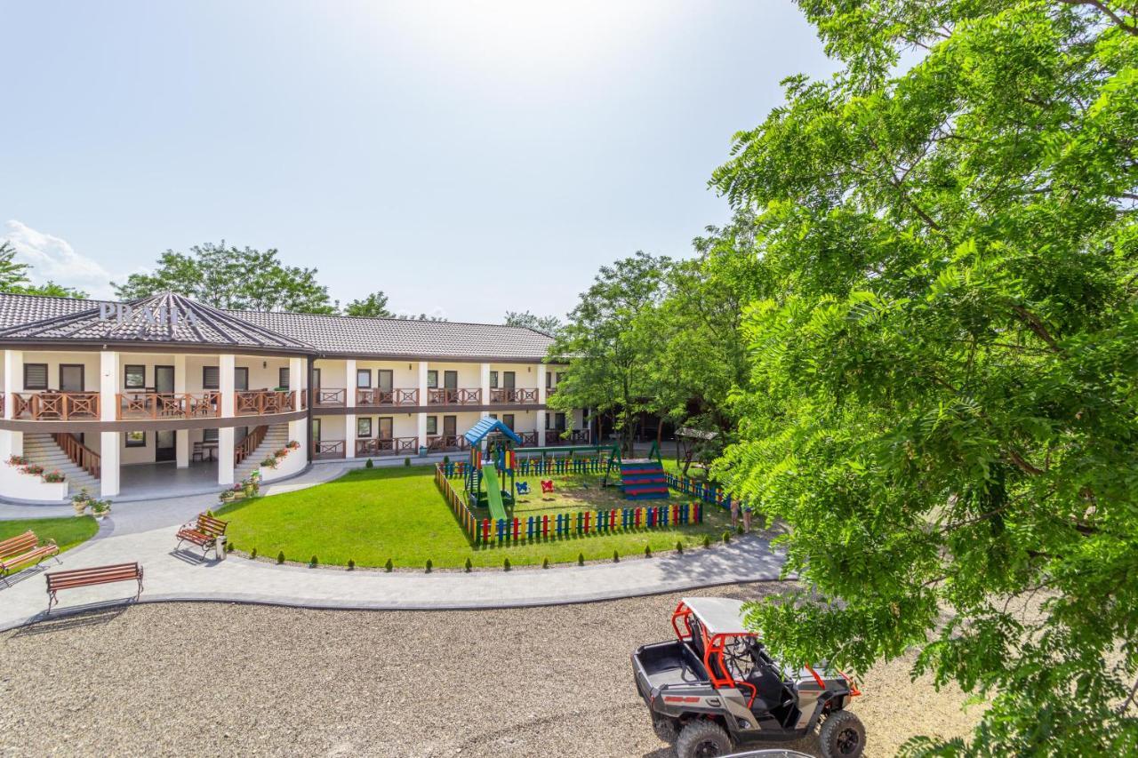 Praha Hotel Aknaszlatina Kültér fotó