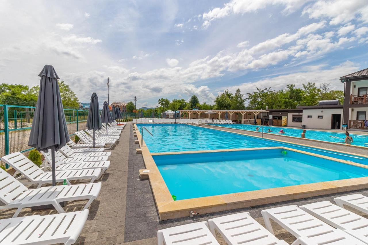 Praha Hotel Aknaszlatina Kültér fotó
